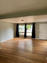 17205 3rd Ave NE in Shoreline, WA - Building Photo - Building Photo