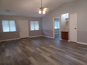 616 Slade St in Hinesville, GA - Building Photo - Building Photo