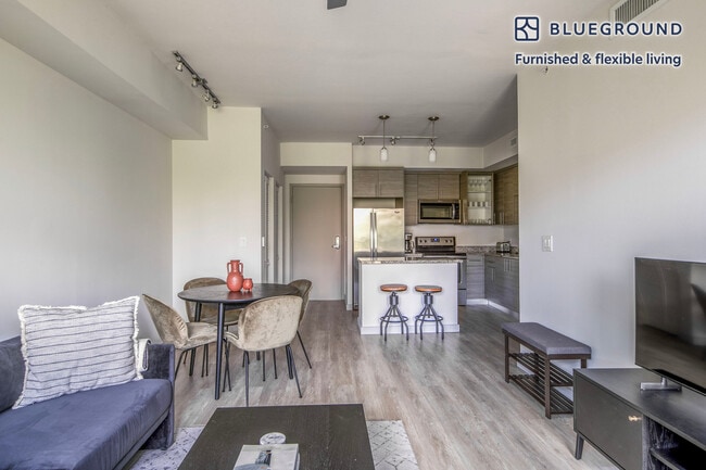 817 SE 2nd Ave in Fort Lauderdale, FL - Building Photo - Building Photo