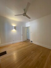 2076 Paramount Dr, Unit 2076 in Los Angeles, CA - Building Photo - Building Photo