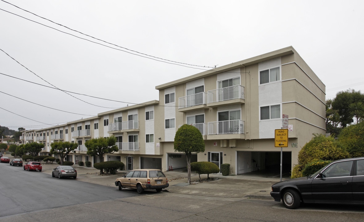 Edgeview Terrace Apartments in Daly City, CA - Foto de edificio