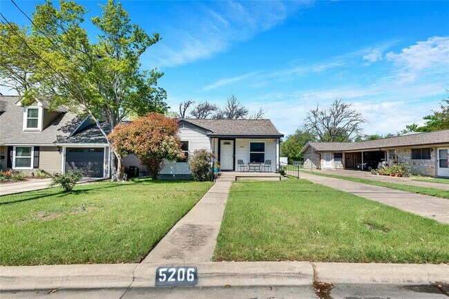5206 Grover Ave in Austin, TX - Building Photo - Building Photo