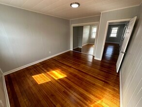 189 Tripp St, Unit 2 in Fall River, MA - Building Photo - Building Photo