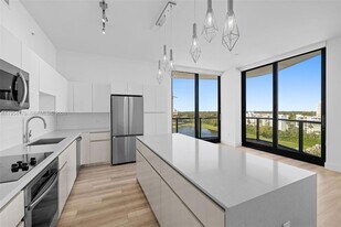 101 Diplomat Pkwy, Unit 1001 in Hallandale Beach, FL - Building Photo