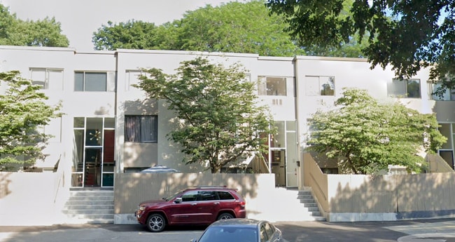 property at 39 Grove St