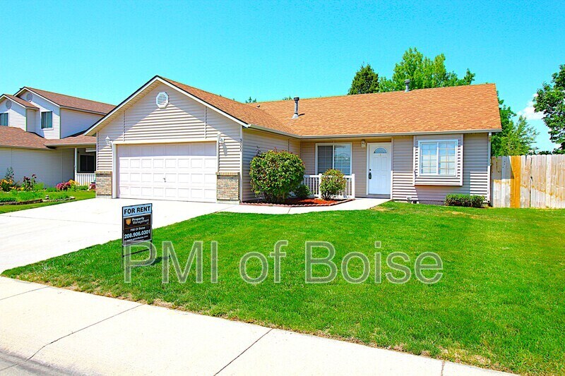 9066 W Cannel Island St in Boise, ID - Building Photo