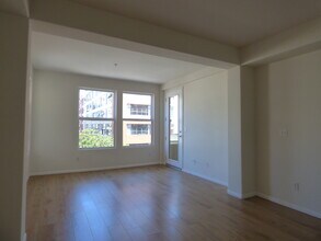 350 K St, Unit 415 in San Diego, CA - Foto de edificio - Building Photo