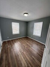 9729 Lorna Ln in St. Louis, MO - Building Photo - Building Photo