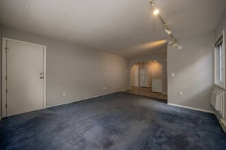 219 Fox Run Ln in Carmel, NY - Building Photo - Building Photo