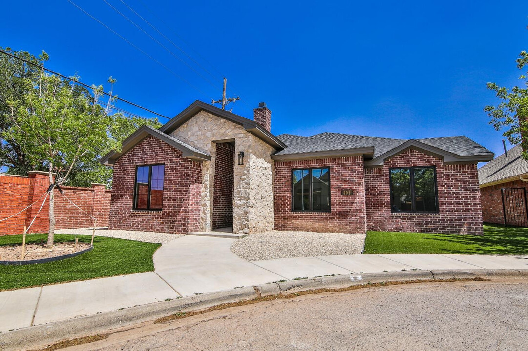 401 Troy Ave in Lubbock, TX - Building Photo