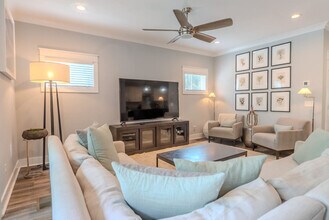 52 Sandcastle Ct in Hilton Head Island, SC - Building Photo - Building Photo