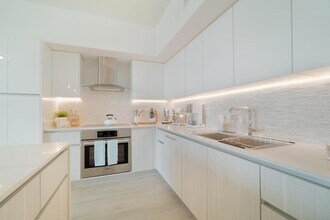 111 SE 1st Ave, Unit 514 in Delray Beach, FL - Building Photo - Building Photo