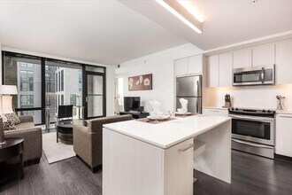 11850 Freedom Dr in Reston, VA - Building Photo - Building Photo