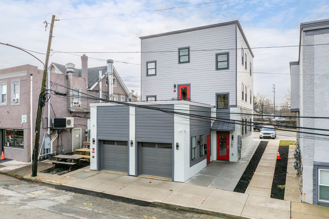 Glenbrook Apartments in Bryn Mawr, PA - Building Photo