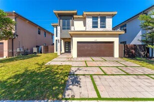 16175 SW 136th Terrace in Miami, FL - Building Photo