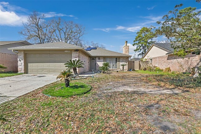 4911 Hickorygate Dr in Spring, TX - Building Photo - Building Photo