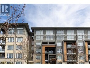 9877 University Crescent in Burnaby, BC - Building Photo - Building Photo
