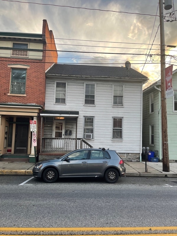 property at 28 N Earl St