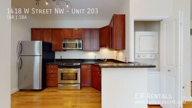 1418 W St NW in Washington, DC - Building Photo - Building Photo