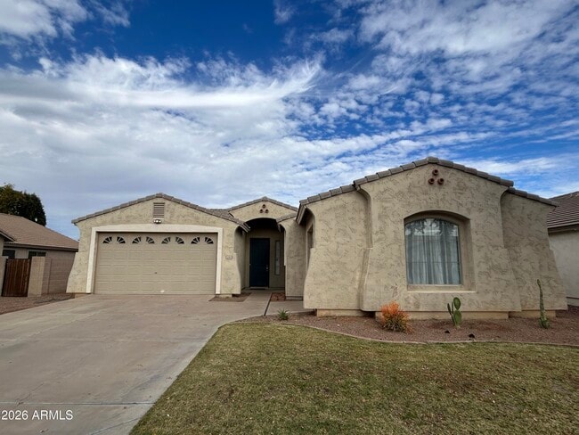 property at 2202 W Carter Rd