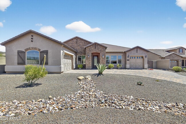 property at 10997 N 137th St
