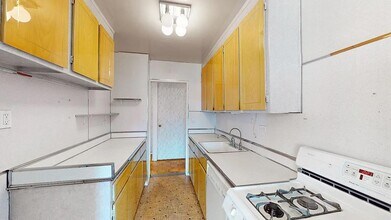 2942 W 5th St in Brooklyn, NY - Building Photo - Building Photo