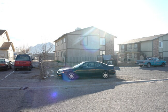 Kell Estates in Las Vegas, NV - Building Photo - Building Photo