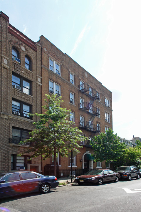 225-227 13th St in Brooklyn, NY - Foto de edificio