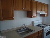 919 Coleridge Rd photo'