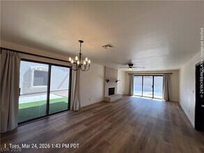 2547 Egret Cir in Las Vegas, NV - Building Photo - Building Photo