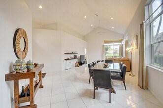 2479 NW 66th Dr in Boca Raton, FL - Building Photo - Building Photo