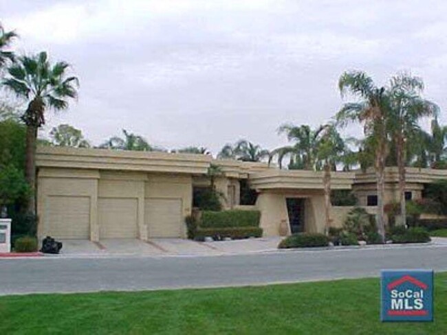 25 Avenida Andra in Palm Desert, CA - Building Photo - Building Photo