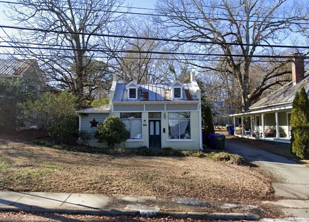 505-A N Greensboro St in Carrboro, NC - Building Photo