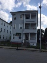 25 Canton St in Worcester, MA - Building Photo