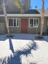 1111 Quinientos St, Unit B in Santa Barbara, CA - Building Photo