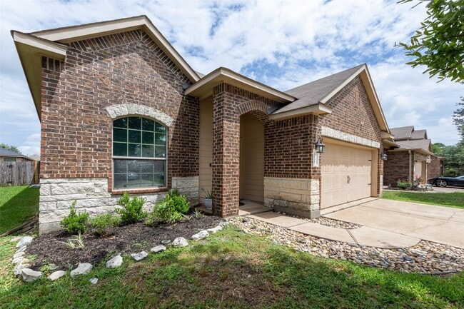 property at 2135 Harmon Crest Ct