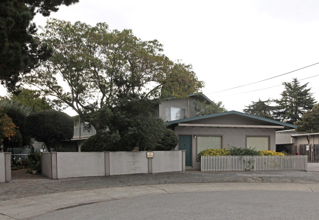 4129 El Camino Real in Palo Alto, CA - Building Photo