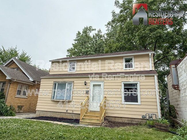 property at 5163 N 58th St