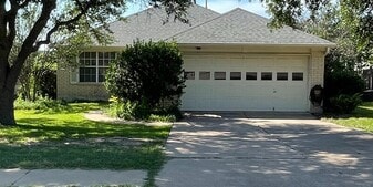 1505 Cedar Hills Blvd