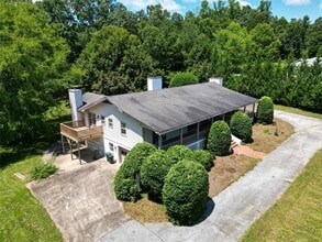 17040 Birmingham Rd in Alpharetta, GA - Building Photo - Building Photo