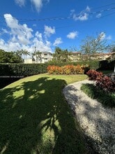 685 SW 19th Rd in Miami, FL - Building Photo - Building Photo