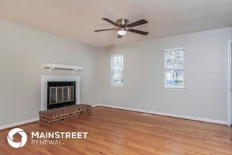 6 Sweetbay Ct in Durham, NC - Building Photo - Building Photo