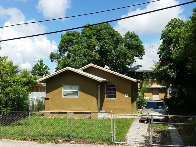 21 NE 53rd St