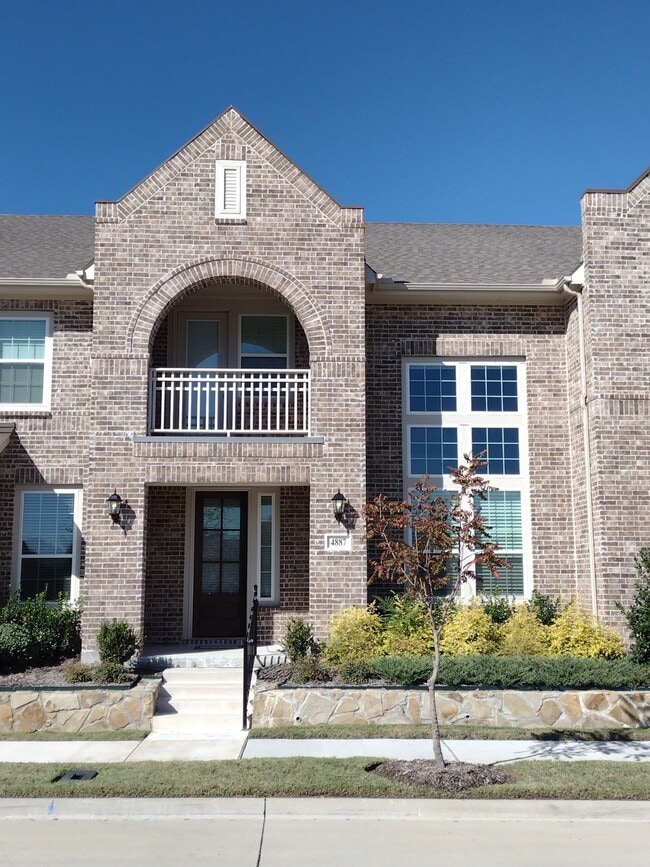 property at 4887 Ellie Ln