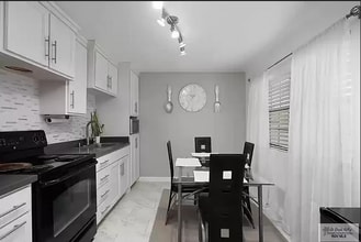 2993 Alameda Dr in Brownsville, TX - Building Photo - Building Photo