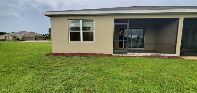 10709 Crossback Ln in Lehigh Acres, FL - Building Photo - Building Photo