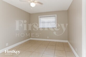 11201 NW 39th Ct in Coral Springs, FL - Building Photo - Building Photo