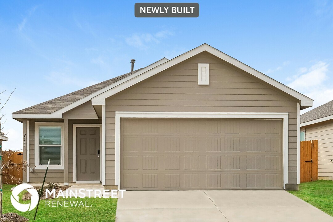 2308 Great Belt Blvd in Crandall, TX - Building Photo