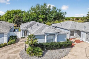 1808 Peachtree Ave in the Villages, FL - Building Photo