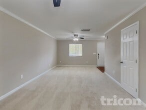 3917 Shepway Loop in Greensboro, NC - Building Photo - Building Photo